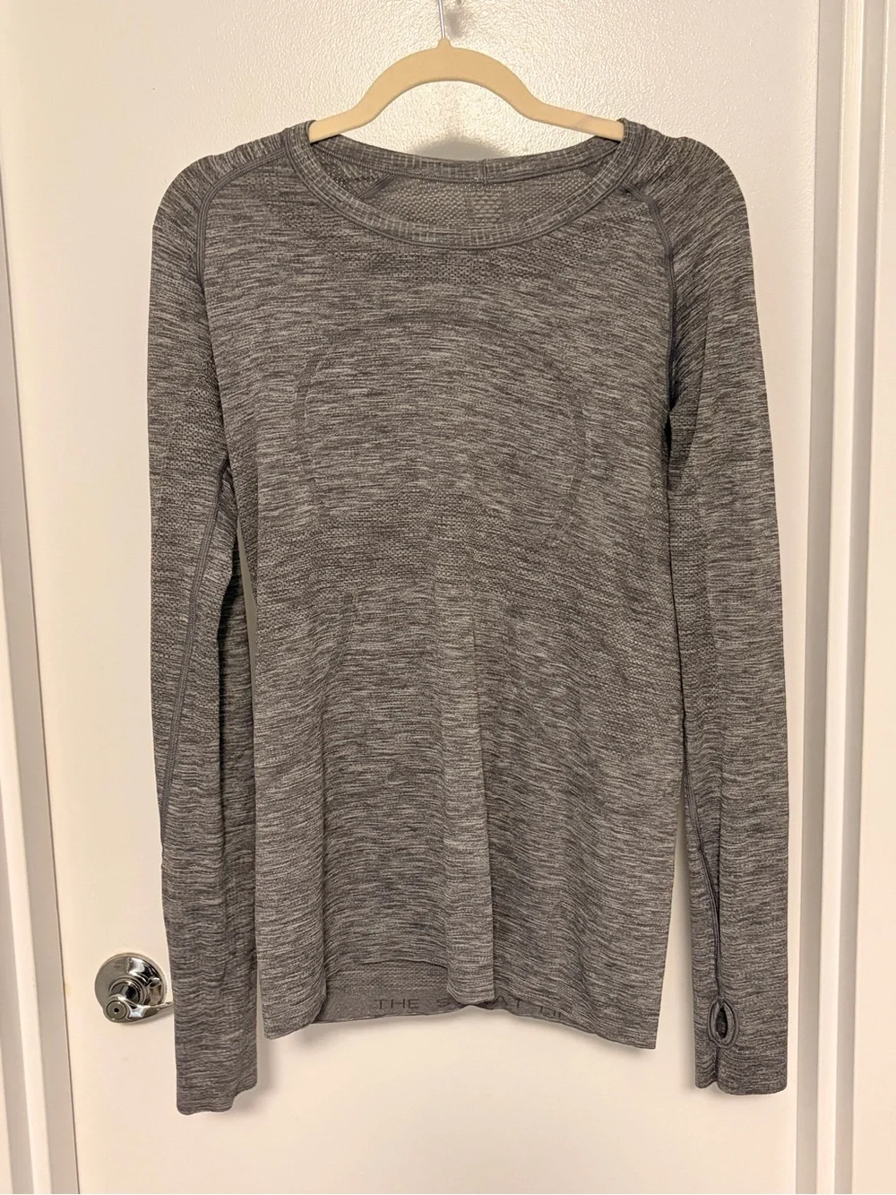 lululemon athletica Gray Marled Long-Sleeve Crew Top